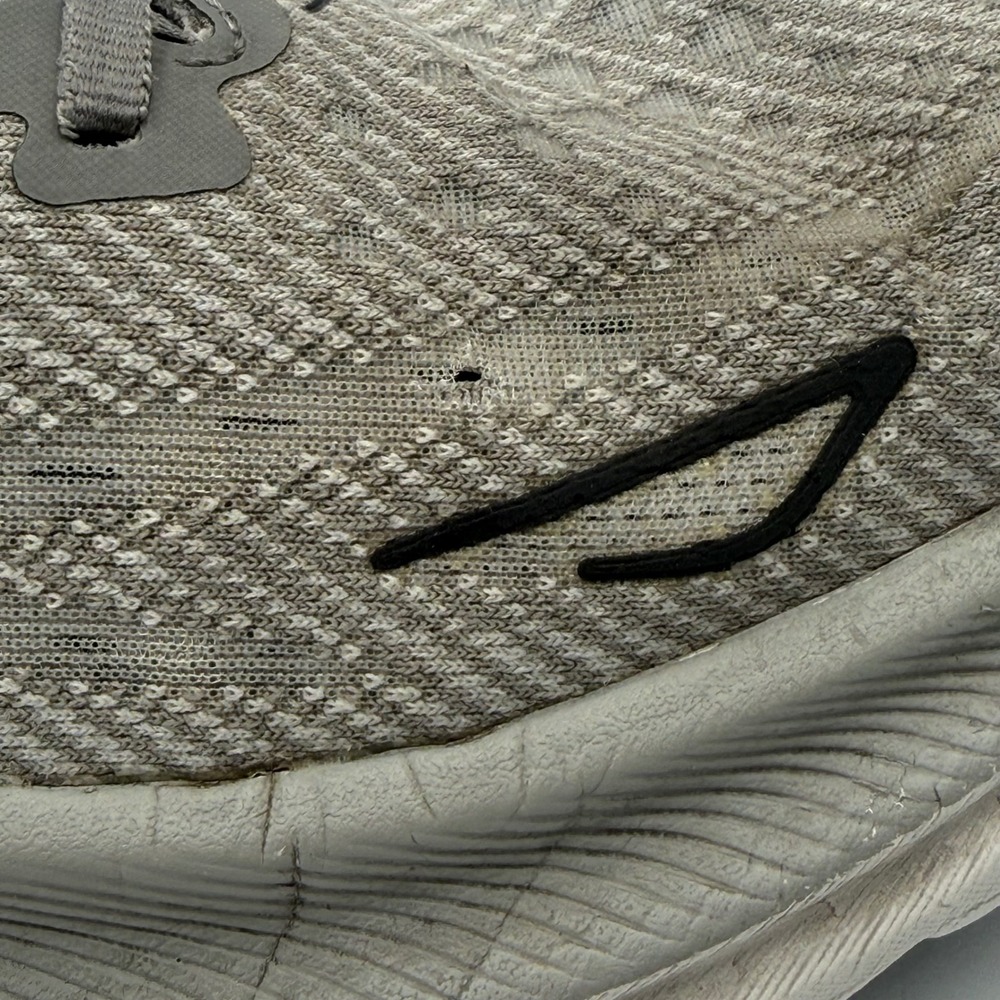 Hoka One One Clifton 9 Men's Size 9.5 Grey White Running Shoes Athletic Sneakers - Picture 5 of 10
